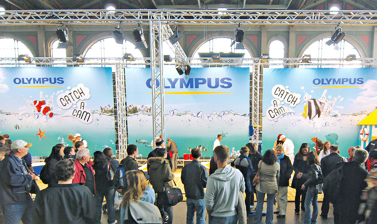 Promotion & One-to-One-Marketing von Olympus im HB Zürich