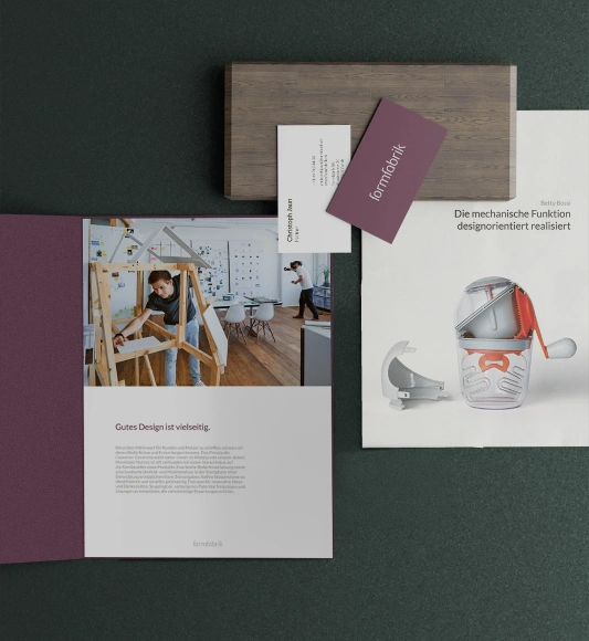 Imagebroschüre und Visitenkarten Formfabrik